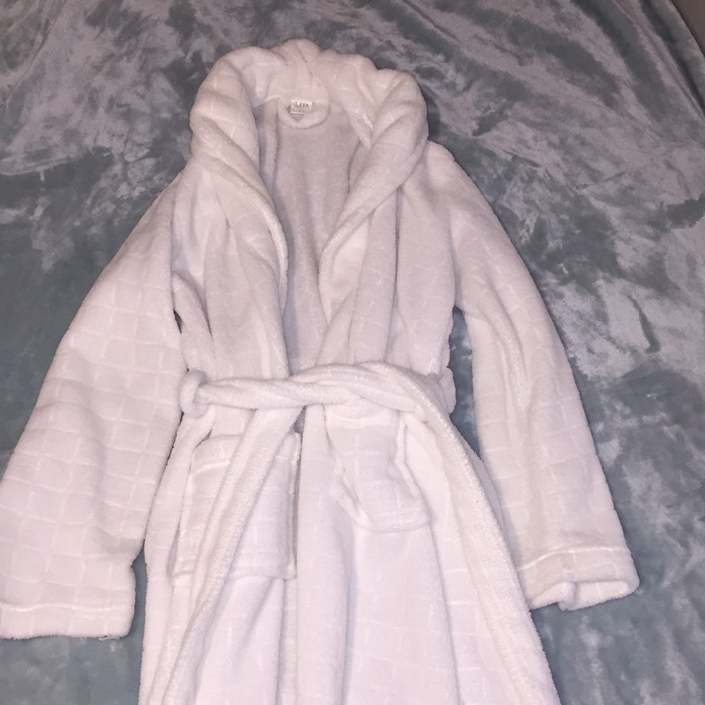 White robe